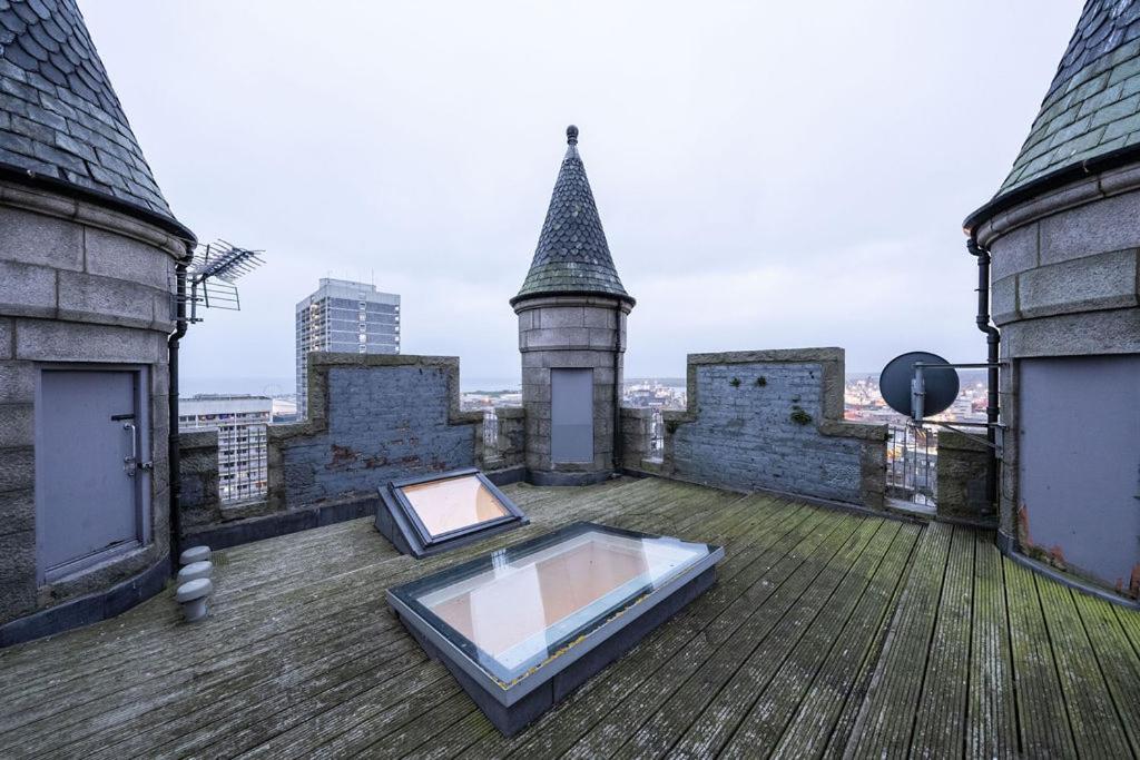 Castle Penthouse * Aberdeen